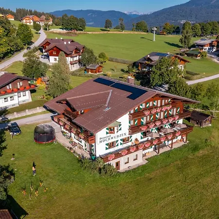 Garni Hochwurzen Отель Шладминг