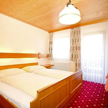 Hotel Garni Hochwurzen