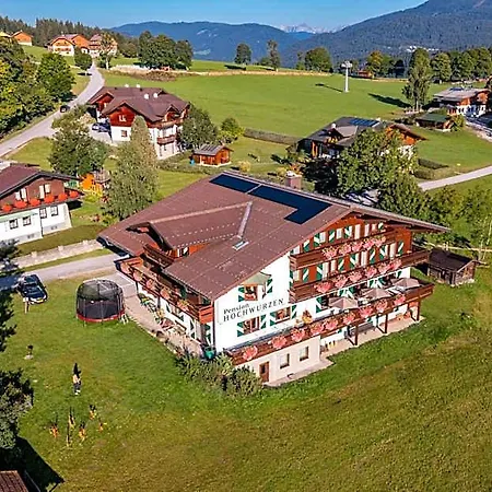 Hotel Garni Hochwurzen 3*